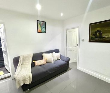 Studio Flat, Sylvia Gardens, HA9 - Photo 5