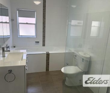 4 Orient Road - Photo 3