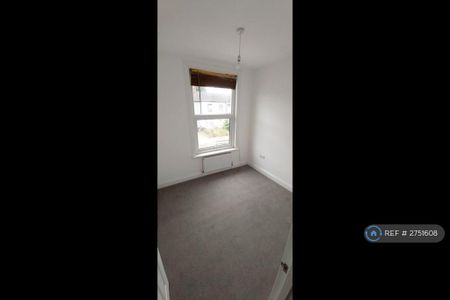 5 bedroom terraced house to rent - Photo 4
