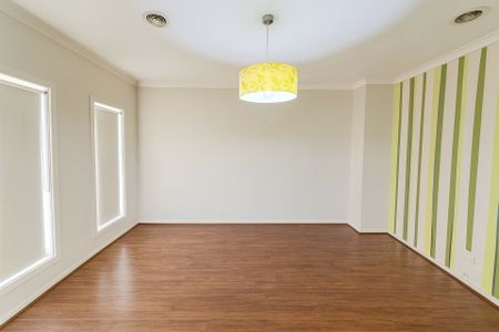 Modern, Low-Maintenance Living in a Prime Location - Photo 4