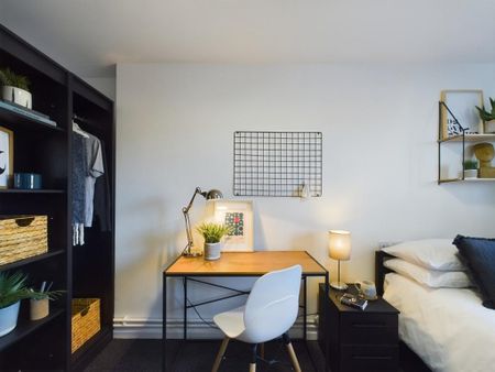 6 bedroom house to rent - Photo 3