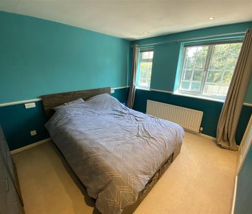 2 bedroom semi-detached house to rent - Photo 4