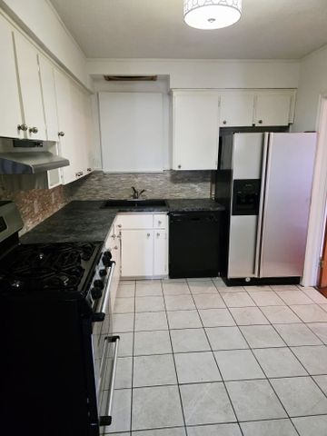 For Lease - 339 -Unit1 Ranee Avenue, Toronto, Ontario - Photo 2