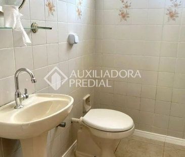 Casa com 3 quartos e 225m² para alugar em Guarujá, Porto Alegre. - Foto 2