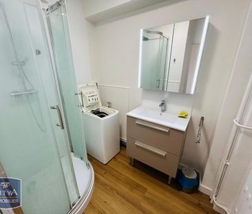 Location Appartement 2 pièces 46m² LILLE 59000 - Photo 6