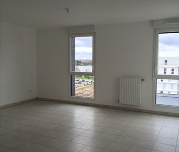 Location Appartement 2 pièces 53m² - Photo 2