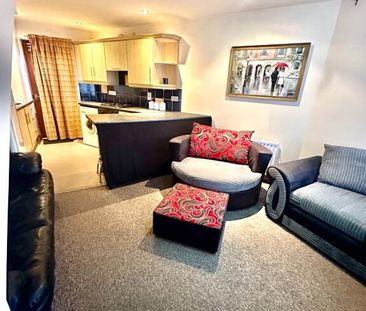 1 Donegall Avenue, Belfast, BT12 6LS - Photo 4