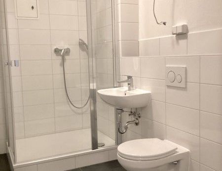 Das ist Ihr Zuhause: Schicke 2-Zimmer-Wohnung mit großem Balkon - Foto 1