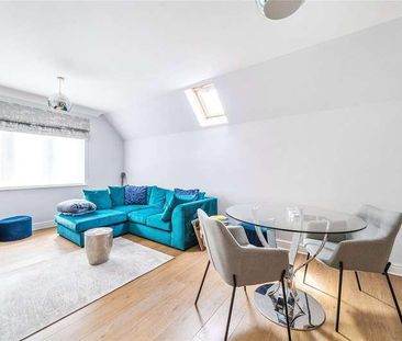 Clarendon Place, Badgers Copse, Camberley, Surrey, GU15 - Photo 1