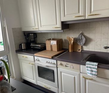 2 - Zimmerwohnung mit ausgebautem Spitzboden 2. OG - Eichenpark Gar... - Photo 3