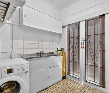 R1/58 Dorothea Street, Cannon Hill, Qld 4170 - Photo 3