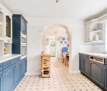 4 bedroom detached house to rent - Photo 5