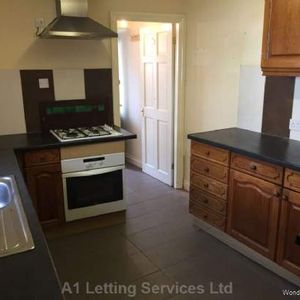 1 bedroom property to rent in Nuneaton - Photo 2