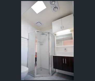 Low maintenance living! - Photo 4