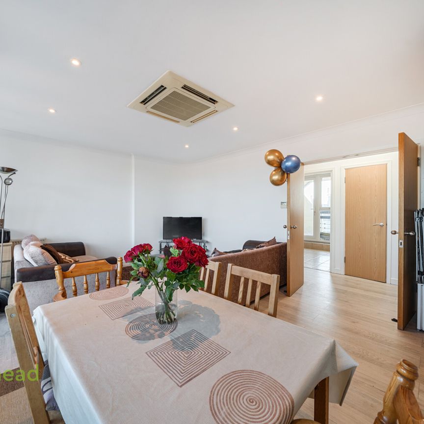 High Street, Purley, CR8 - Photo 1