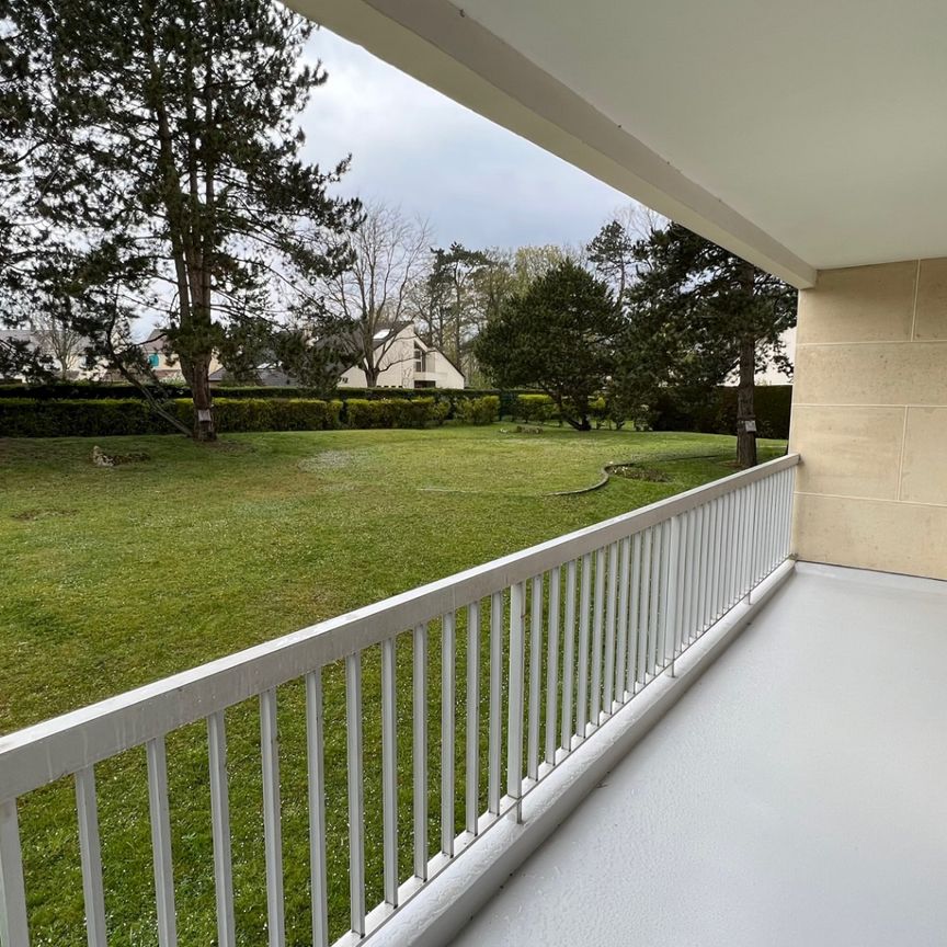 Location Appartement 3 pièces 74m² - Photo 1