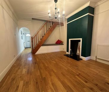 2 bedroom terraced house to rent - Photo 3