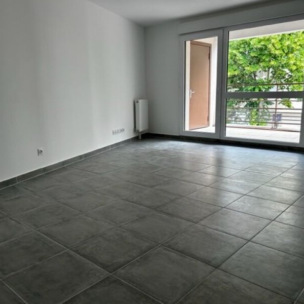 Location Appartement 2 pièces 47m² ORLEANS 45100 - Photo 1