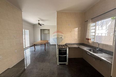 Imovel Residencial eu Comercial para Locação próximo ao Centro de São José. - Foto 4