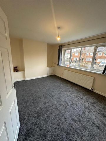 2 bedroom semi-detached house to rent - Photo 3