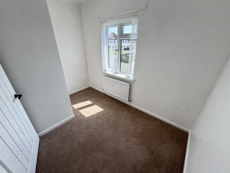 10 Menin Road, Antrim, BT41 4JA - Photo 5