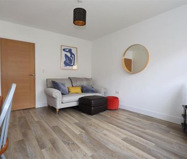 2 bedroom house to rent - Photo 1