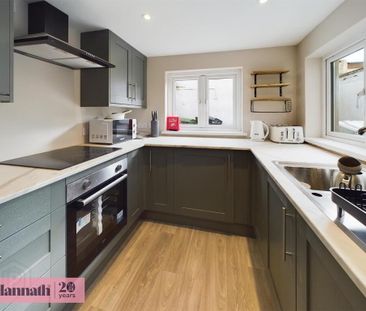 Room 5, 13 Harford Street, Portadown, Craigavon, BT62 3AA - Photo 4