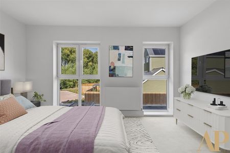 Lanesbourough street, Green park Village, reading - Photo 5