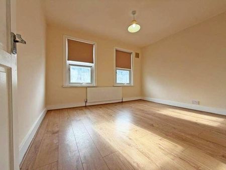 Wakefield Street, London, E6 - Photo 2