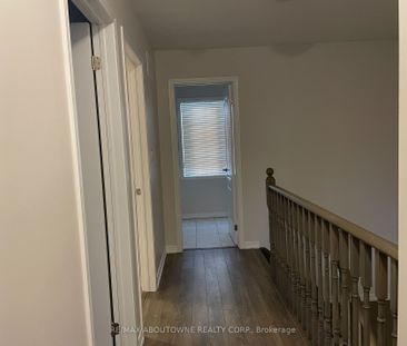 Detached Home For Lease | X7382158 - Photo 6