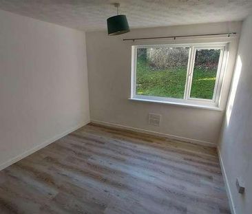 Greenland Crescent, Fairwater, Cardiff, CF5 - Photo 3