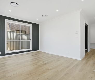 Near New Stunning home - Photo 3