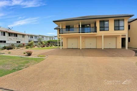 3 Bedroom Unit with Ocean Views - Photo 3