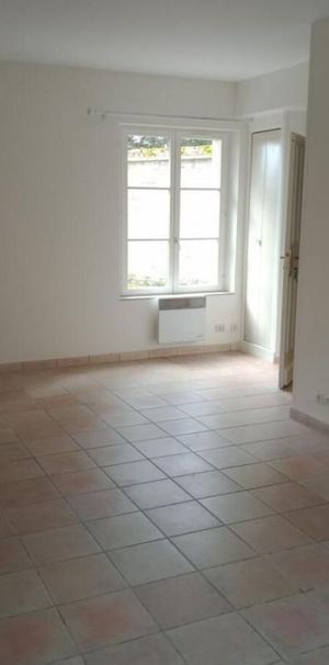 Location Appartement 1 pièce 26m² SENLIS 60300 - Photo 1