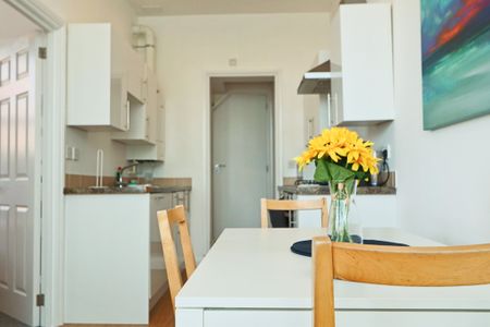 1 Bedroom Home – Medium Let - Photo 4