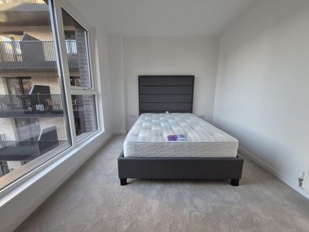 Excelsa Court, UB3, Riband Walk - Photo 2