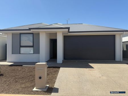 7 Casuarina Way, Eyre SA 5121 - House For Rent | Domain - Photo 4