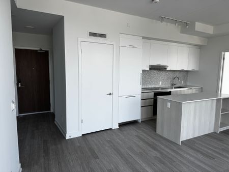 For Lease - 8188 Yonge Street Unit# 527, Vaughan, Ontario - Photo 3