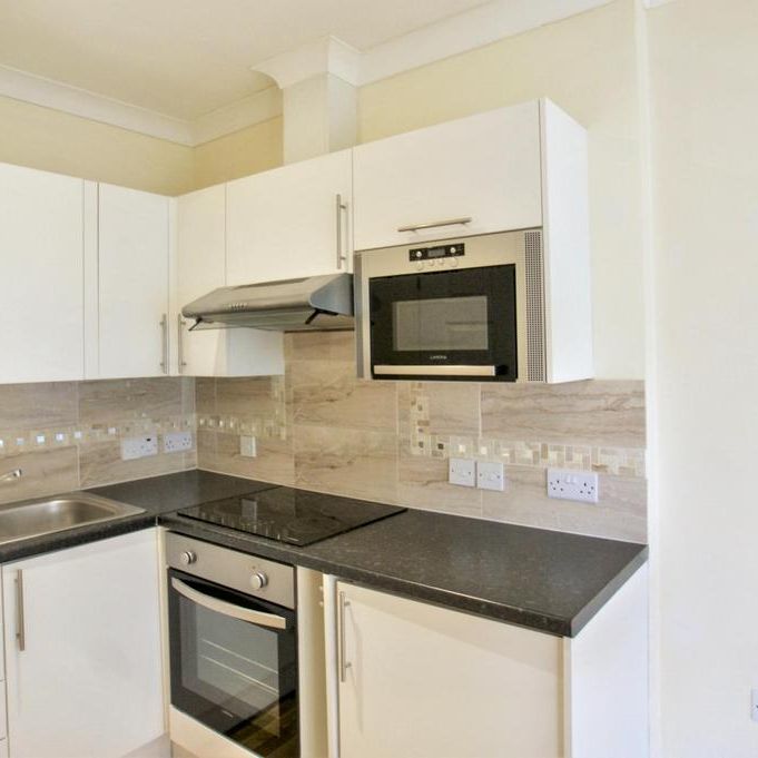 Studio to rent - Photo 1