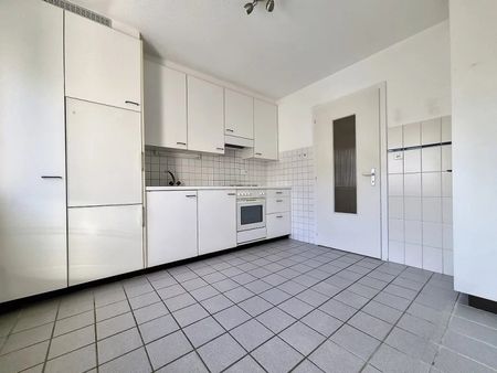 A louer appartement de 4 pièces au 3ème étage à Sierre - Foto 2