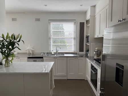 Double Bay - Photo 4