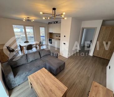 Apartament modern cu 3 camere, 2 bai, terasa, parcare subterana- El... - Photo 1