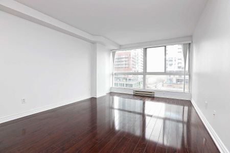 For Lease - 7 Broadway Avenue Unit# 705, Toronto, Ontario - Photo 2