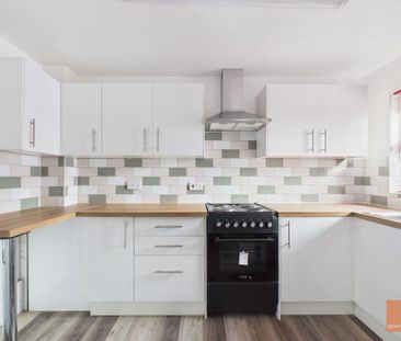 2 bedroom end of terrace house to rent - Photo 6