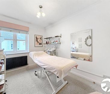 2 bedroom semi-detached house to rent - Photo 1