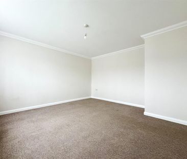 Woodsgate Park, Bexhill-On-Sea, TN39 4DL - Photo 3