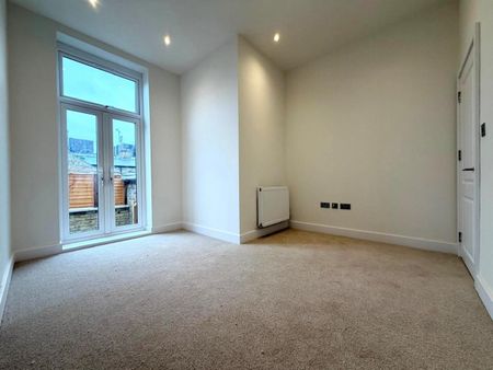 The Avenue, West Ealing, W13, London - Photo 3