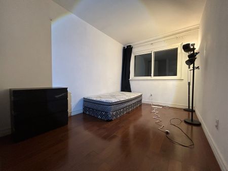 For Lease - 2451 Bridletowne Circle Unit# #17, Toronto, Ontario - Photo 4