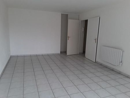 Location Appartement 1 pièce 39m² ABBEVILLE 80100 - Photo 5