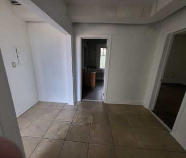 For Lease - 9 Proctor Boulevard Unit# 2, Hamilton, Ontario - Photo 1